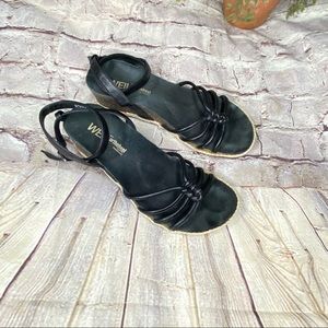 Dr. Weil Orthaheel Serenity Leather Ankle Heels